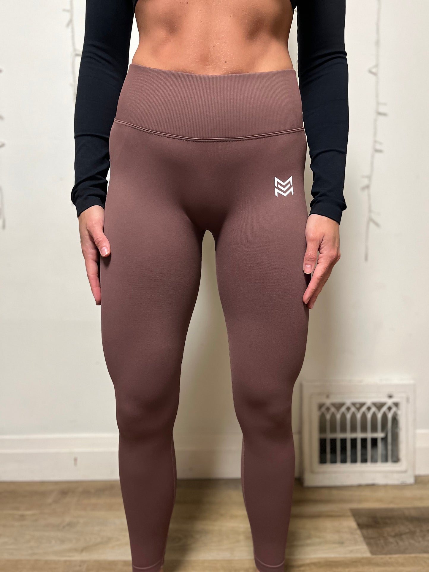 REFINED Contour Leggings